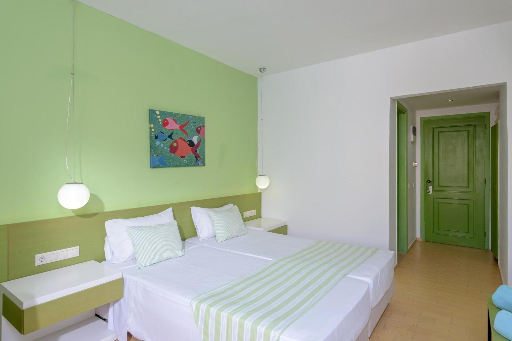 Zeus Hotels Palm Beach Сталида Экстерьер фото