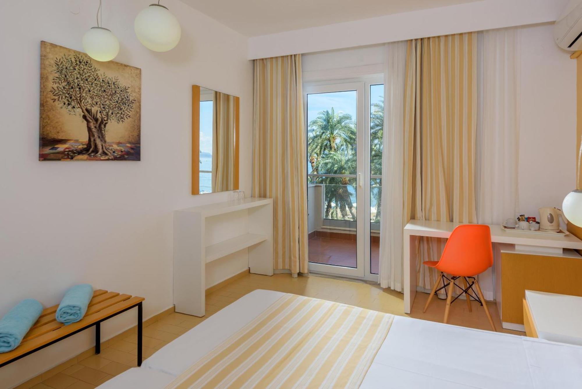 Zeus Hotels Palm Beach Сталида Экстерьер фото